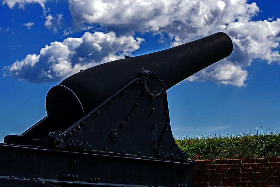 Rodman Cannon at Fort McHenry Photograph by Bill Swartwout