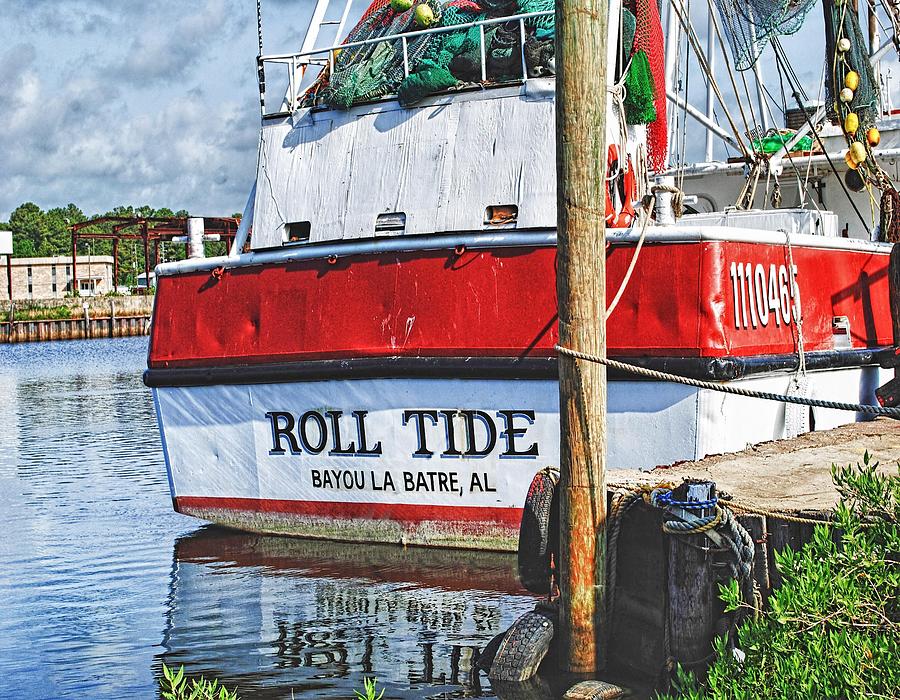 Roll Tide Stern Photograph by Michael Thomas