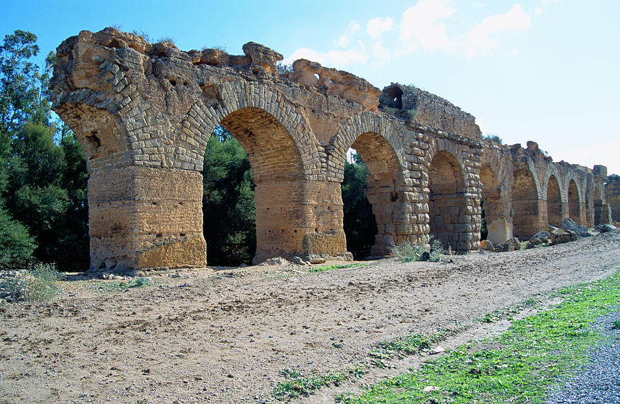 Roman Aqueduct Photograph by Sheila Terry/science Photo Library