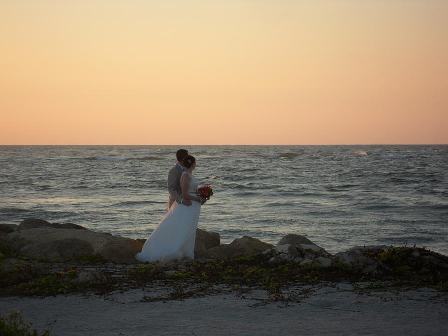 Romance in Captiva Photograph by Val Oconnor