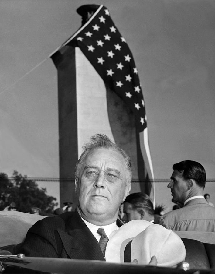 Franklin Roosevelt Photograph - Roosevelt At Gettysburg by Underwood Archives