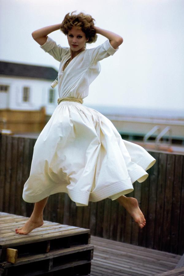 Clothing Photograph - Rosie Vela Wearing Geoffrey Beene by Arthur Elgort