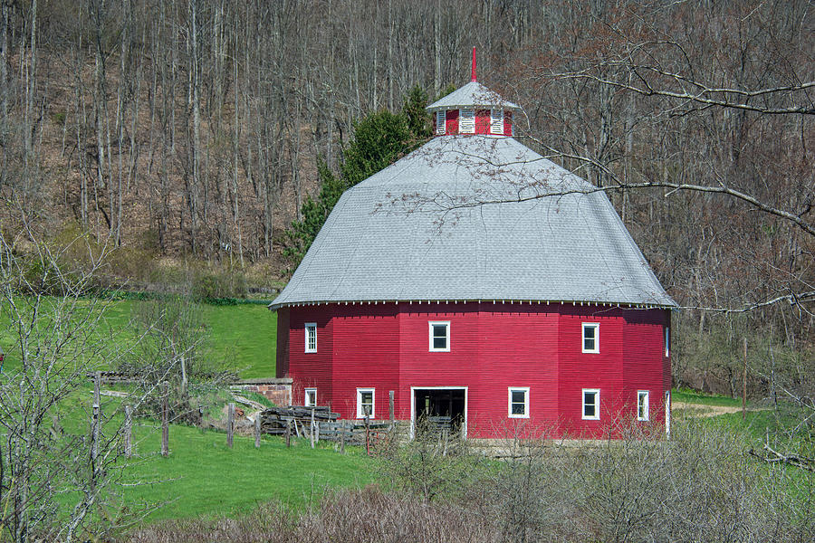 Round Barn Photograph by Guy Whiteley