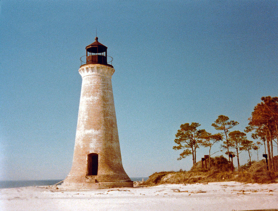 Round Island Lighthouse Photograph by David Dittmann - Pixels