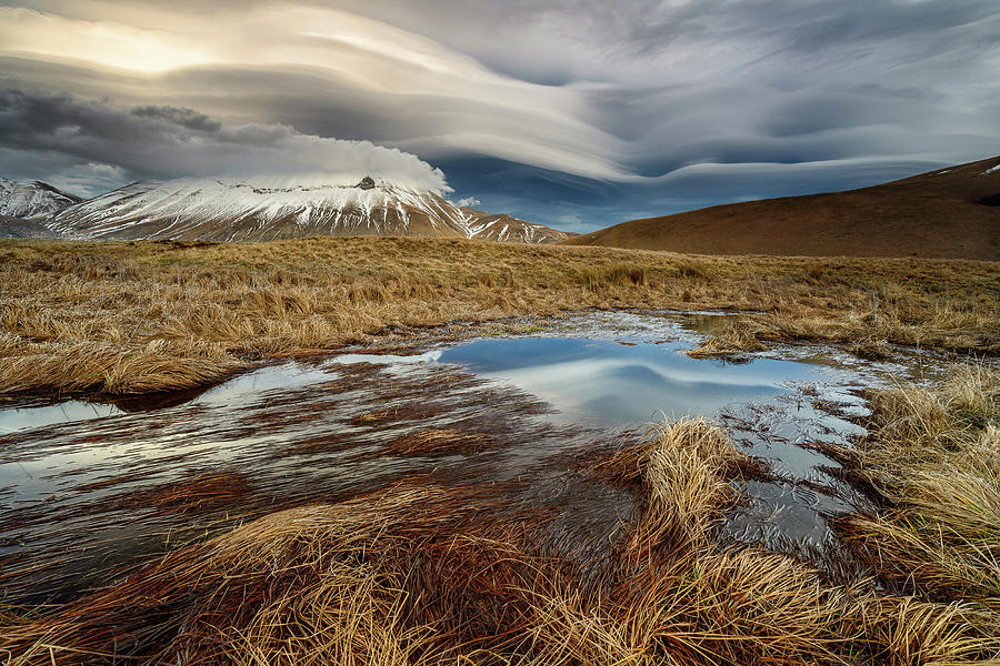 Mountain Photograph - Roundness Clouds by Riccardo Lucidi