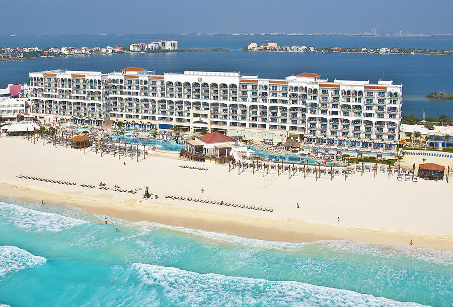 Royal Hotel By Real Resorts, Cancun Photograph by Victor Elias