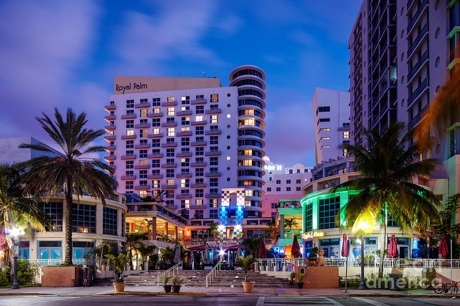 Royal Pam Hotel Ocean Drive South Beach - Miami Beach Florida Photograph