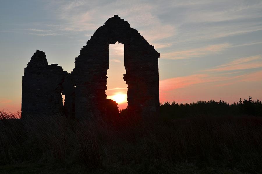 Ruin of a Hunting Lodge Near Lough Easkey in County Sligo Ireland Photograph by Bill Cannon
