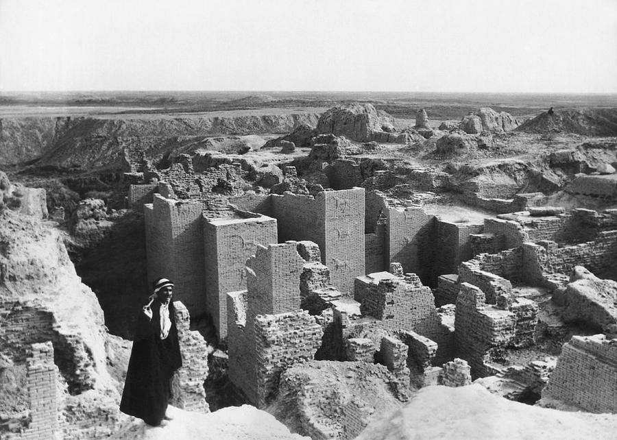 Vintage Photograph - Ruins Of Babylon by Underwood Archives