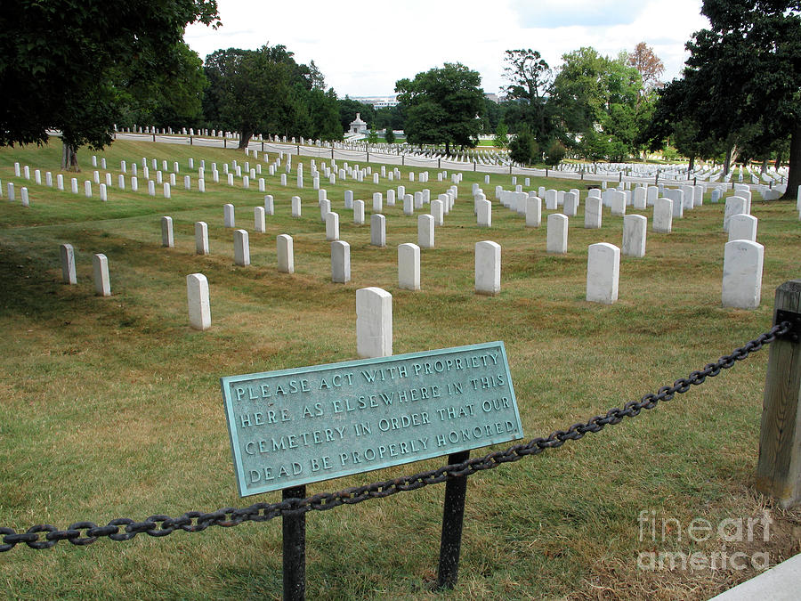 Rules of Decorum at Arlington National Cemetery Photograph by William Kuta
