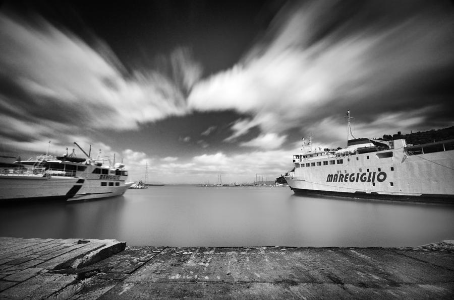 Black And White Photograph - Runaway ferryboat by Tommaso Di Donato