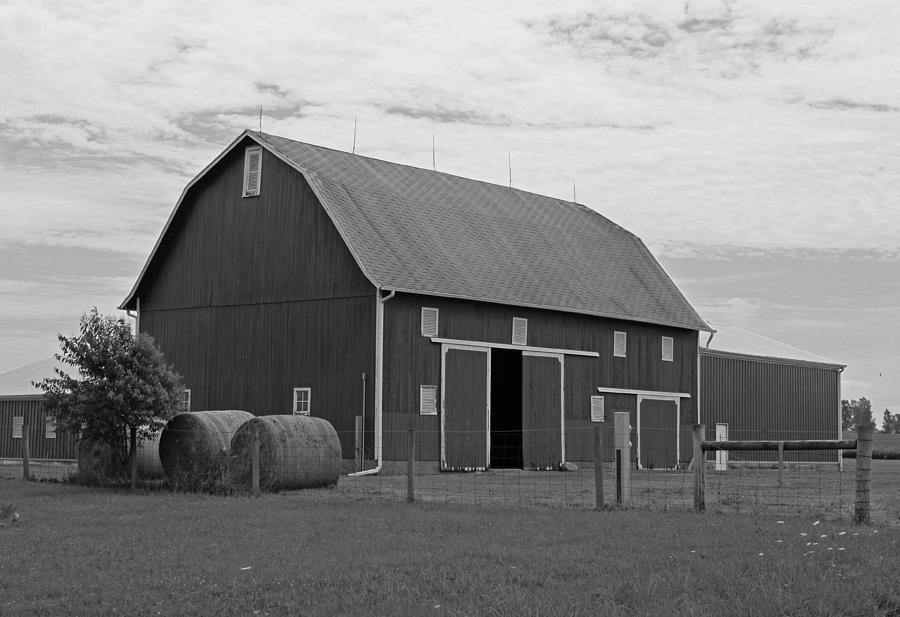 Rural Indiana Barn II - Black and White Photograph by Suzanne Gaff