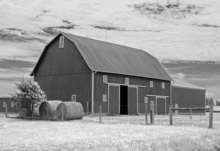 Rural Indiana Barn II - Infrared Photograph by Suzanne Gaff