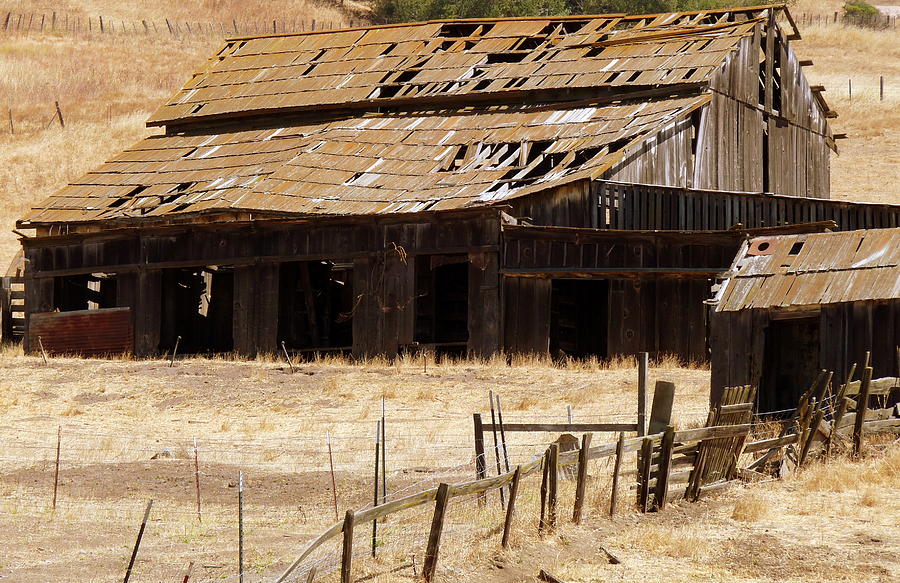 Rustic Barn Photograph by Jeff Lowe