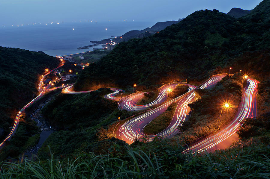 S Curve Photograph by Hung Chei