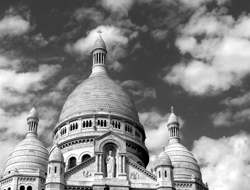 Sacre Coeur  Photograph by Liz Bills