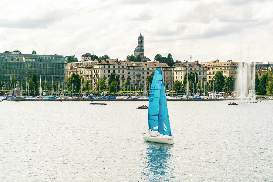 rent sailboat zurich