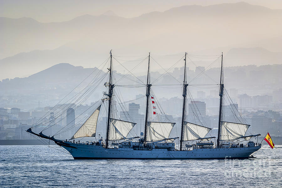 Sailing Away Photograph by Pablo Avanzini