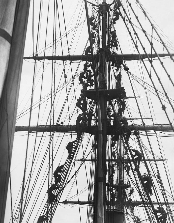 New York City Photograph - Sailors In The Rigging by Underwood Archives