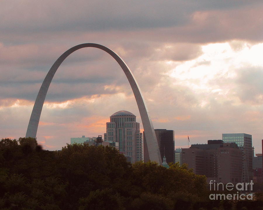 Saint Louis Gateway Arch Photograph by Marilyn Smith