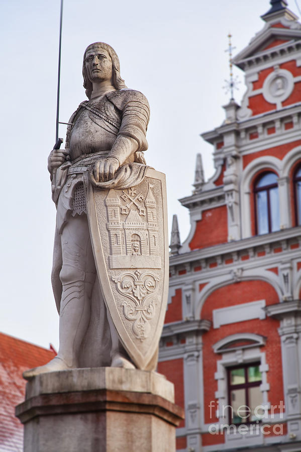 Saint Roland i Riga old town Photograph by Sophie McAulay