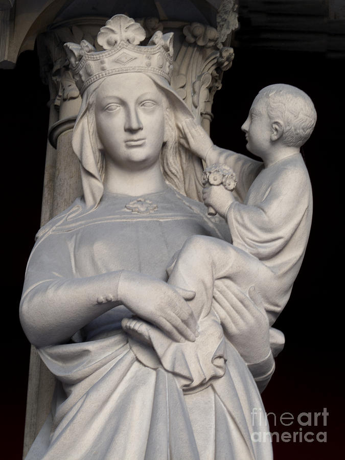 Paris Photograph - Sainte-Chapelle Statue by Ann Horn