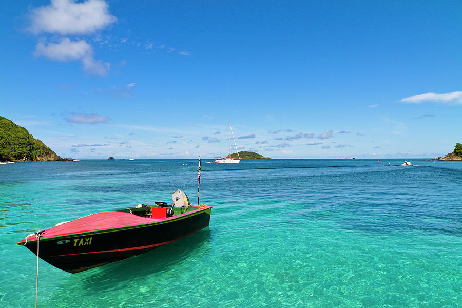 Salt Whistle Bay, Mayreau Photograph by Oriredmouse