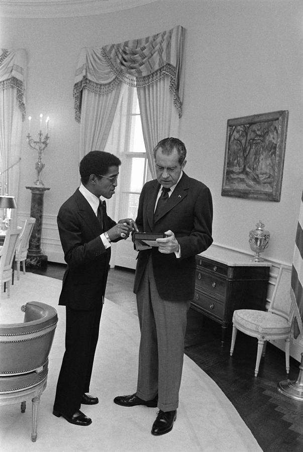 Sammy Davis Jr. With Richard Nixon Photograph by Everett