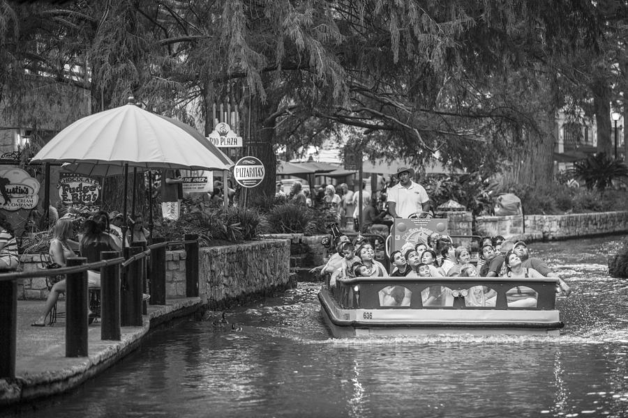 San Antonio River Boat  Photograph by John McGraw