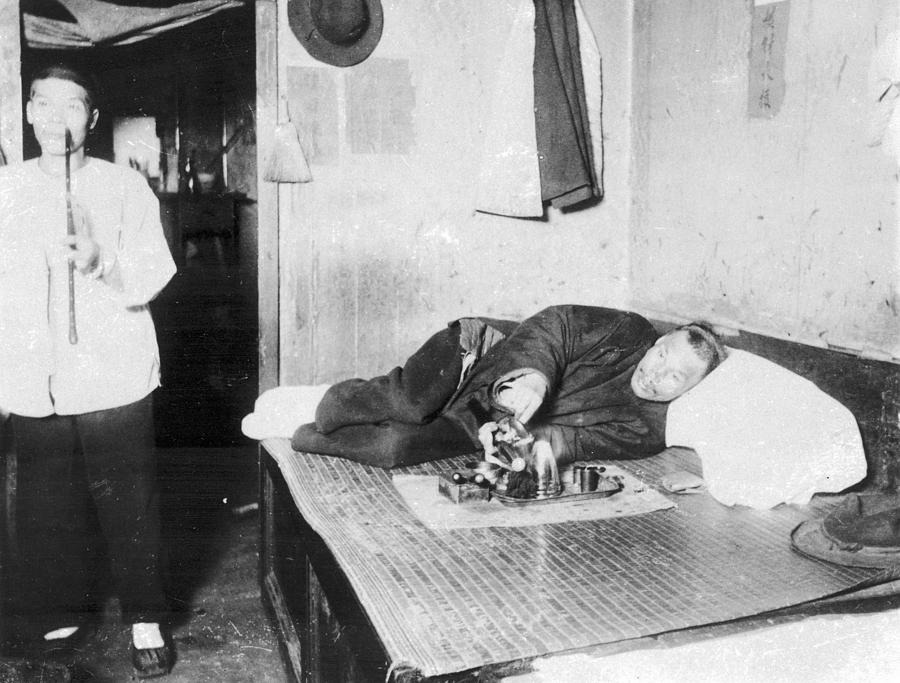 San Francisco Opium Den Photograph by Granger