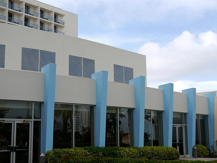 San Juan - Hilton Caribe III Photograph by Richard Reeve