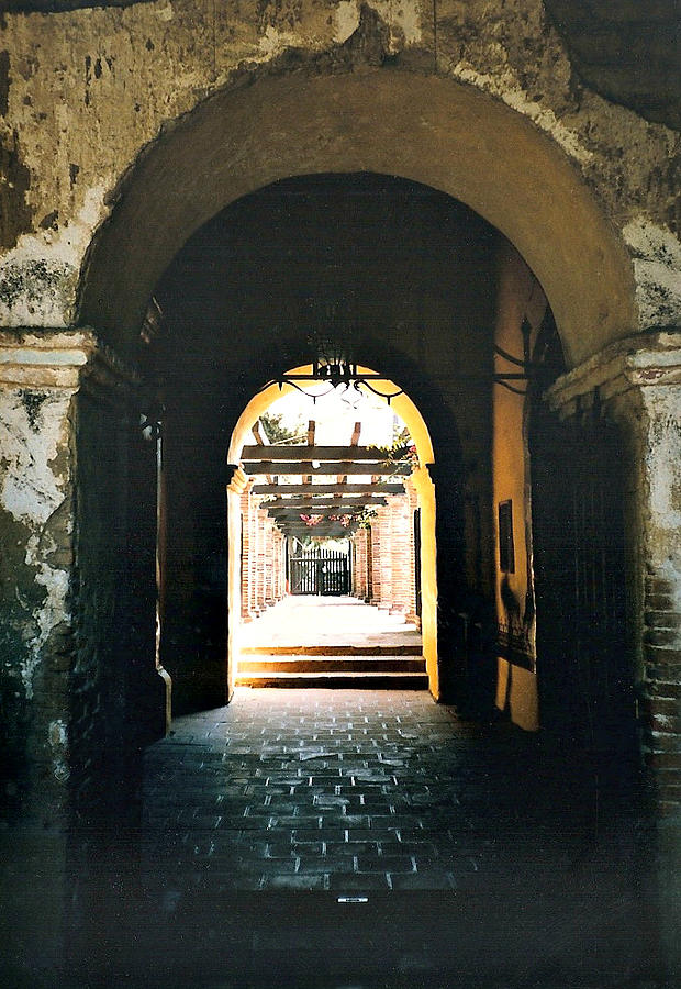 San Juan Capistrano Archway Photograph by Marilyn Wilson