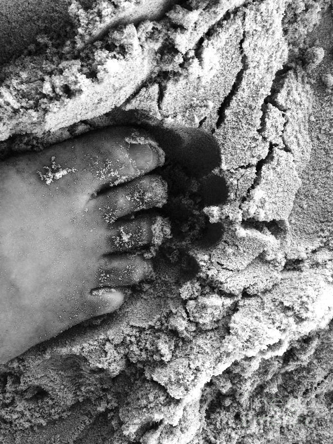 Sand Foot Photograph by WaLdEmAr BoRrErO