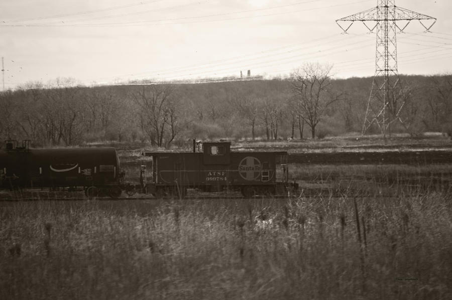 Black And White Photograph - Santa Fe RR Caboose by Thomas Woolworth
