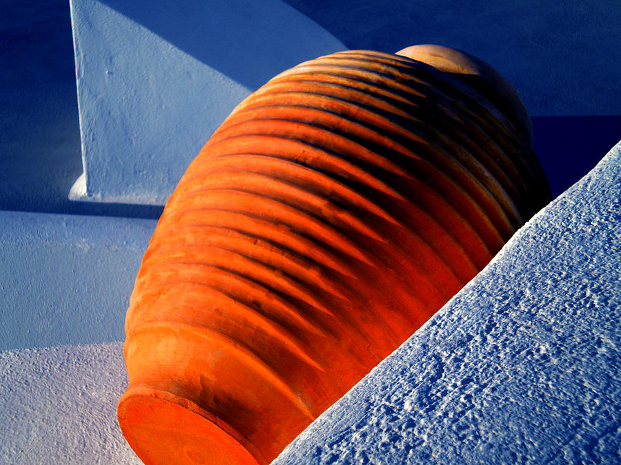 Nature Photograph - Santorini  Ceramics Pot Greece by Colette V Hera Guggenheim
