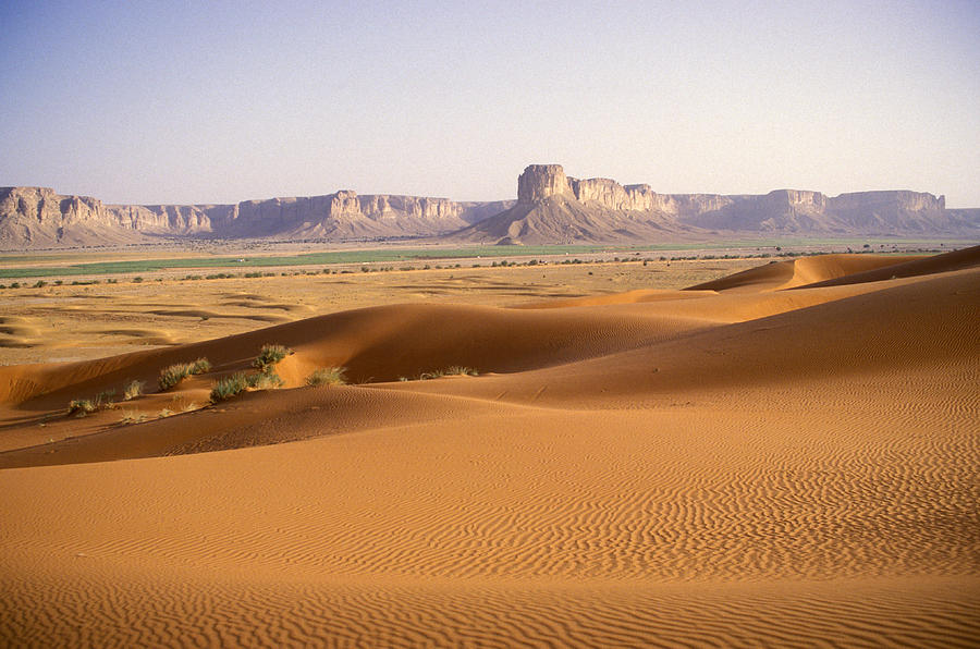Saudi Arabia Photograph by Ray Ellis