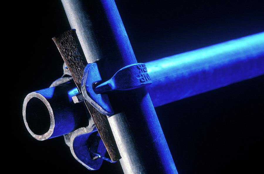 Scaffold Coupler Photograph by Ton Kinsbergen/science Photo Library