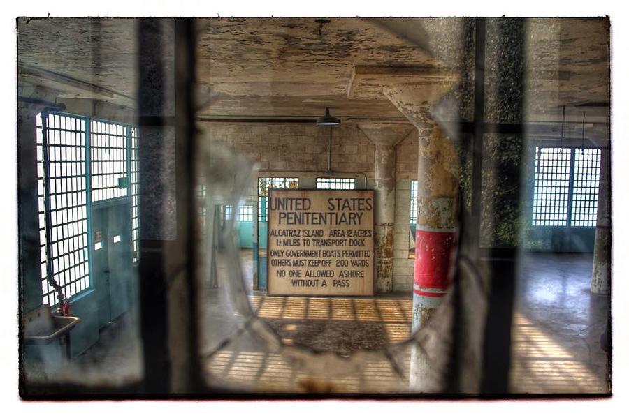 Scene @ Alcatraz Photograph by Jim McCullaugh