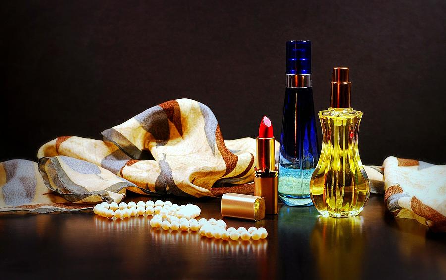 Still Life Photograph - Scent of a Woman by Diana Angstadt