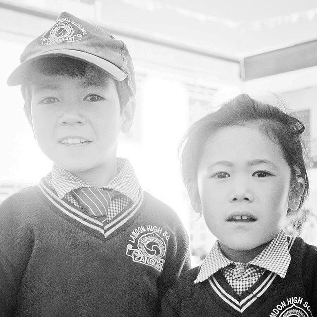 School Kids In Zanskar Photograph by Aleck Cartwright