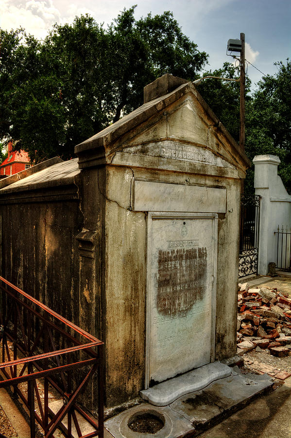 New Orleans Photograph - Sciaccaluga Family Vault by Greg and Chrystal Mimbs