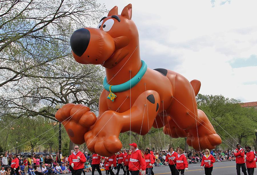 Scooby Doo Parade Float Photograph by Laurie Tracy