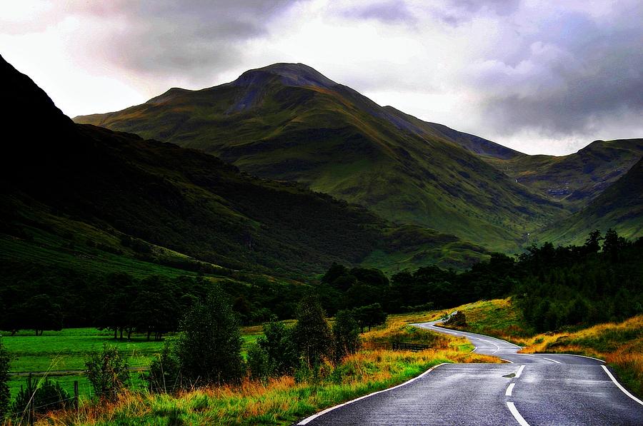 Scotland Highlands Road Photograph by Henry Kowalski
