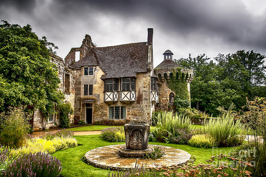 Scotney Castle 4 Photograph by Chris Thaxter