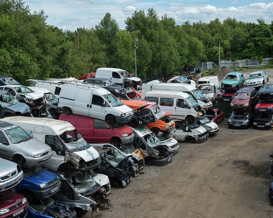Scrap Cars Photograph by Science Photo Library