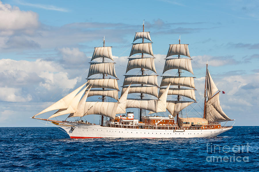 Sea cloud парусник