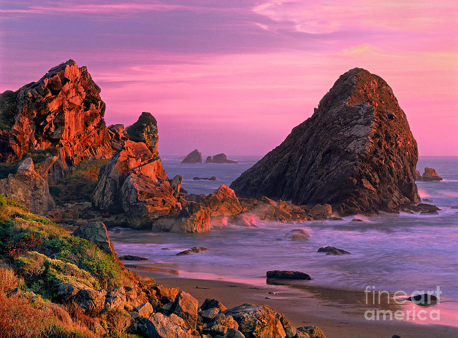 Sea Stacks Clearing Storm Harris State Beach Oregon Photograph by Dave Welling