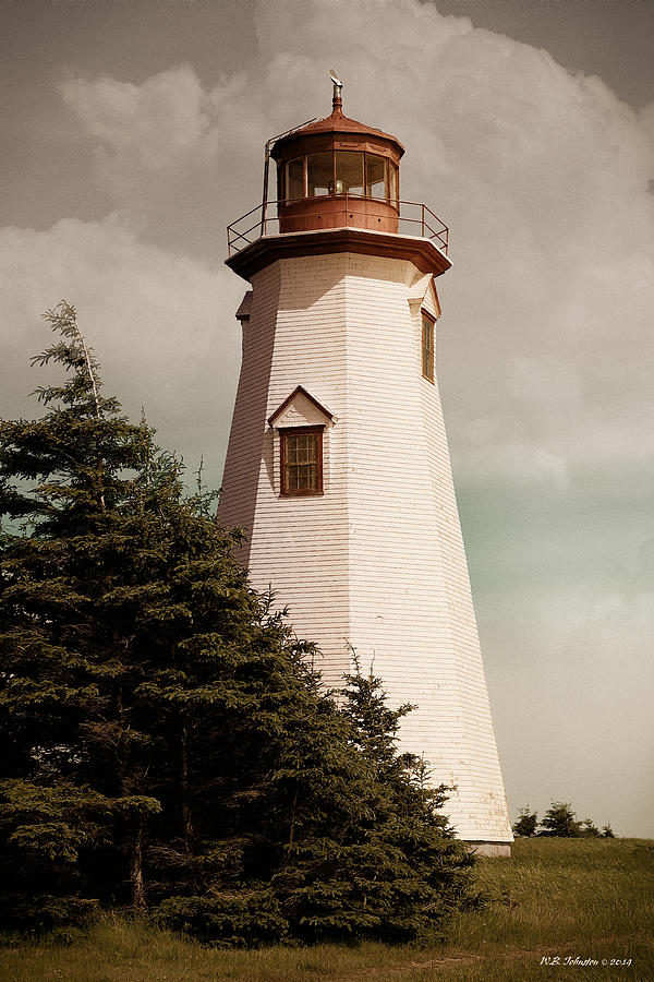 Seacow Head Lighthouse P.E.I. Photograph by WB Johnston