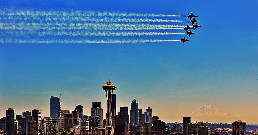 Seafair Blues Photograph by Benjamin Yeager
