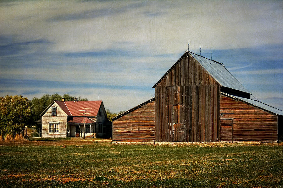 Sean T. Peterson Barn Photograph by Priscilla Burgers